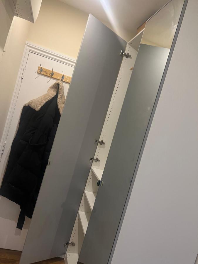 Appartement Large Modern Studio Flat à Londres Extérieur photo